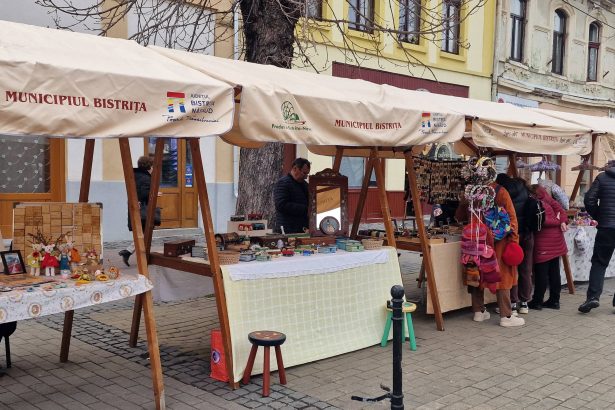 FOTOVIDEO A fost deschis Targul de Paste Ostermarkt parada costumelor rugaciune ecumenica si dansuri saseshti