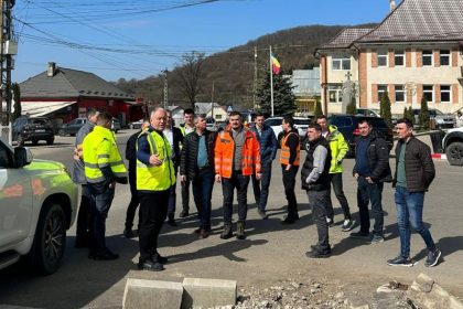 SIEU T Continua modernizarea DJ 154 4 2 km de santuri si rigole din beton precum si trotuare pentru siguranta pietonilor