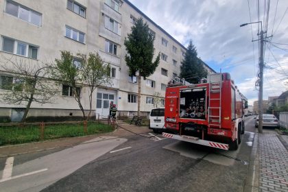 FOTO Conducta de gaz deteriorata in timpul unor lucrari intr un apartament de pe strada Locotenent Calin