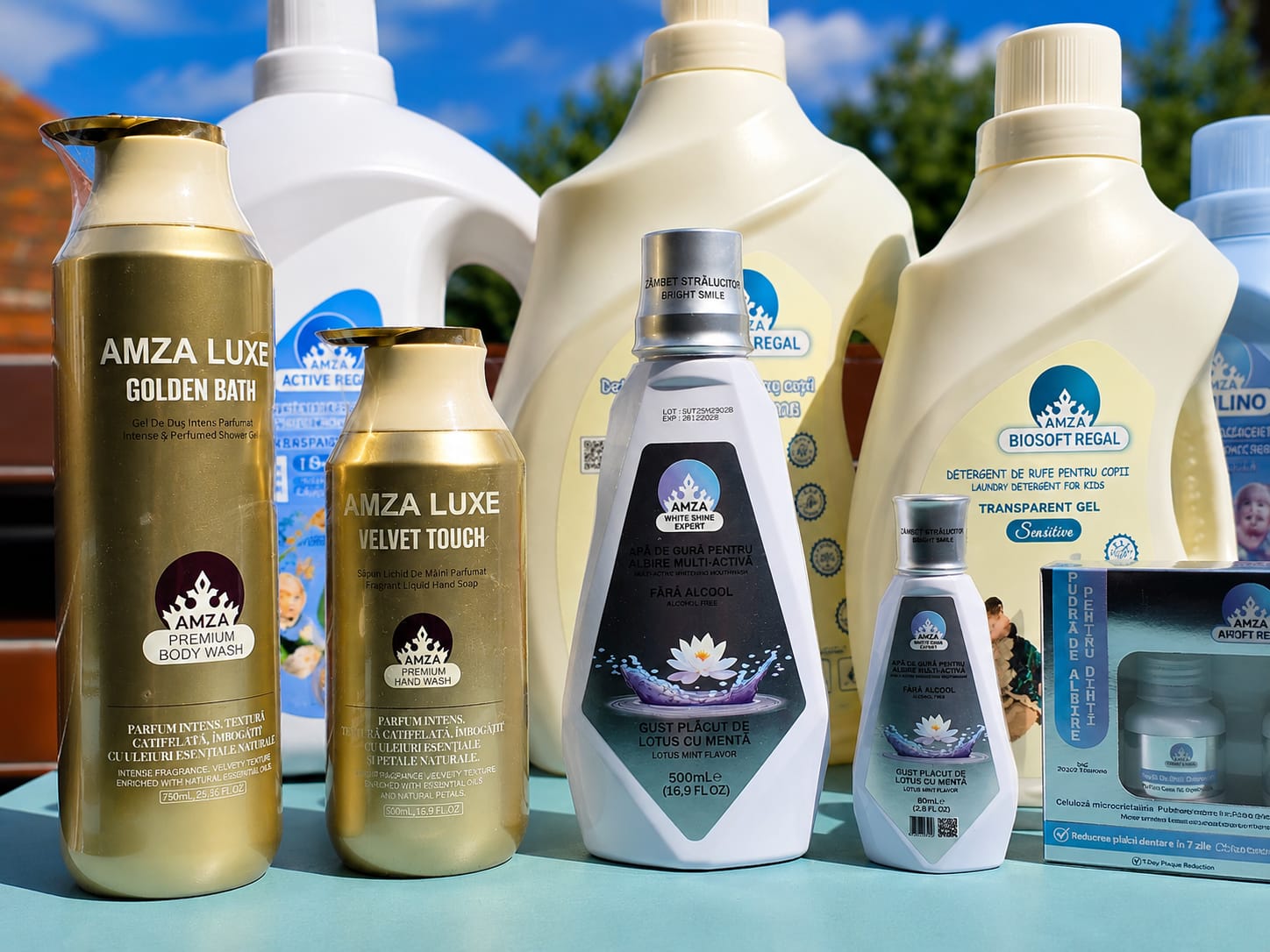 Din dragoste pentru nepotul lor familia Salvan Giulia a investit intr un detergent delicat pentru copii Gama de detergenti AMZA este acum disponibila in magazinele Tysita