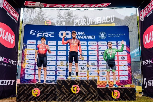 FOTO De la pista de motociclism la podiumul ciclismului Bistriteanul Iosif Ureche se impune la Cupa Romaniei la XCM