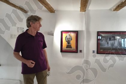 Muzeele din Europa la Bistrita Artistul Sever Moldovan ne prezinta o calatorie vizuala impresionanta prin marile galerii ale lumii La muzeu iti dezvolti cu adevarat creativitatea