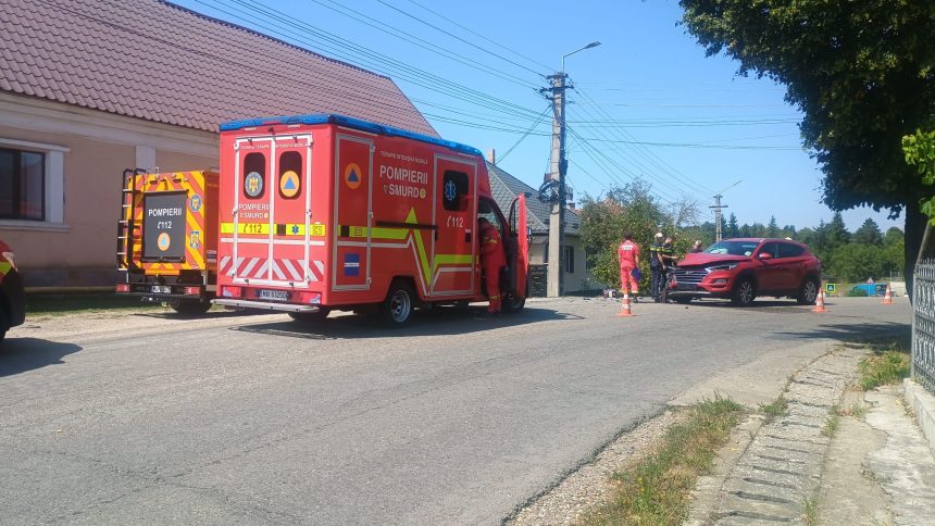 foto accident intre o motocicleta si o masina la sigmir