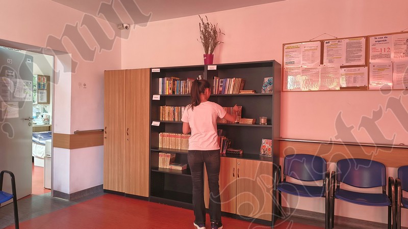 foto liniste si vindecare prin carti biblioteca citeste pentru tine se deschide la centrul de sanatate mintala bistrita