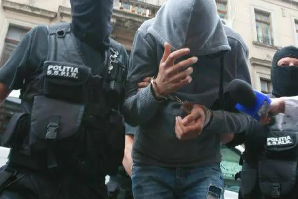 Administrator din Livezile, 30 de zile după gratii pentru proxenetism și trafic