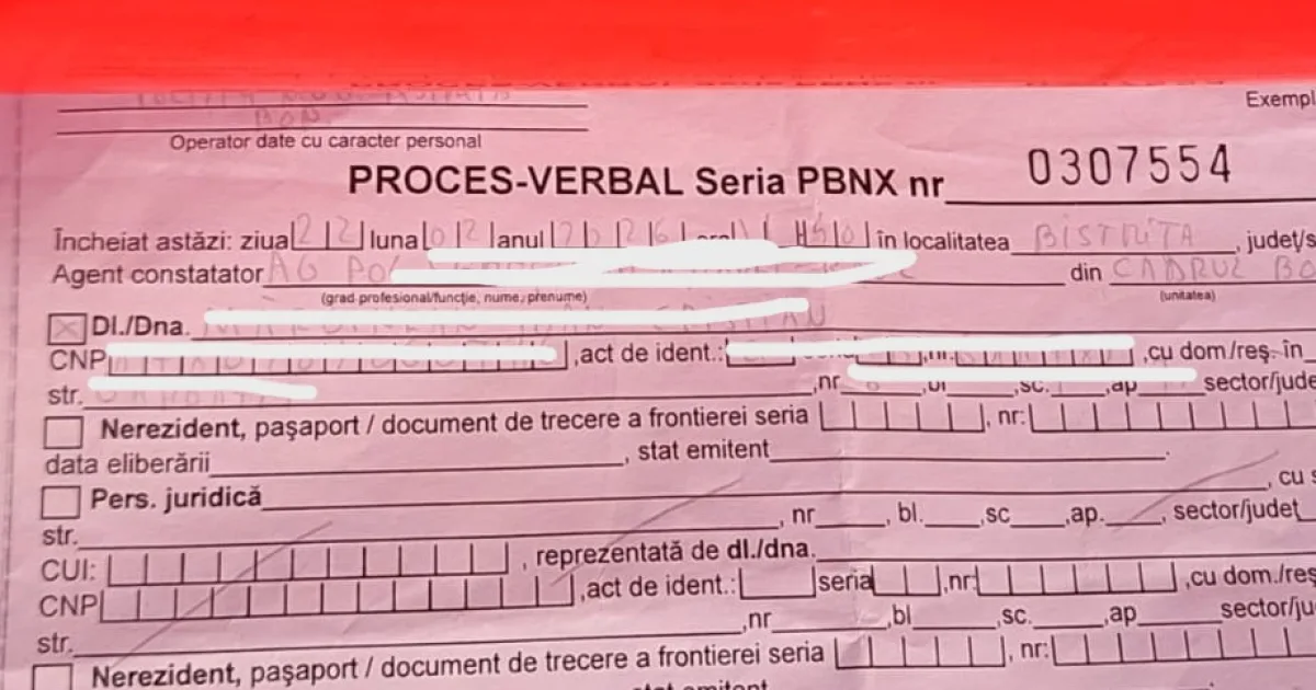 Polițistul rutier reclamat de șoferi, anchetat de procurorii bistrițeni