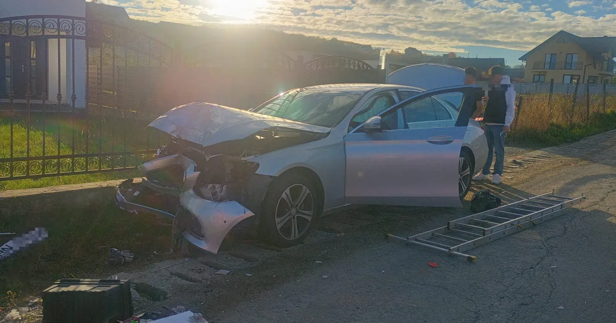 Accident cu cinci persoane implicate, în zona centurii spre Sigmir. Un bărbat, la spital