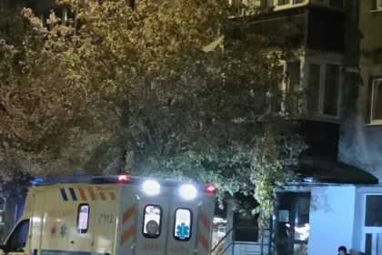 Bărbat de 67 de ani căzut de la etajul 2 al unui bloc de pe strada Năsăudului