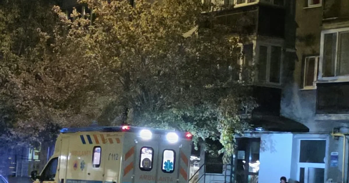 Bărbat de 67 de ani căzut de la etajul 2 al unui bloc de pe strada Năsăudului