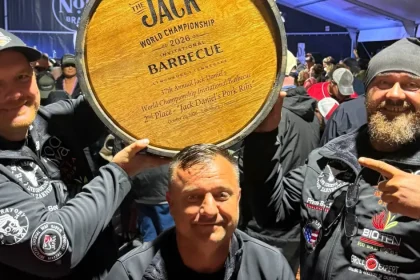 Colina Restaurant din Bistrița, locul II mondial la coaste de porc în patria barbecue