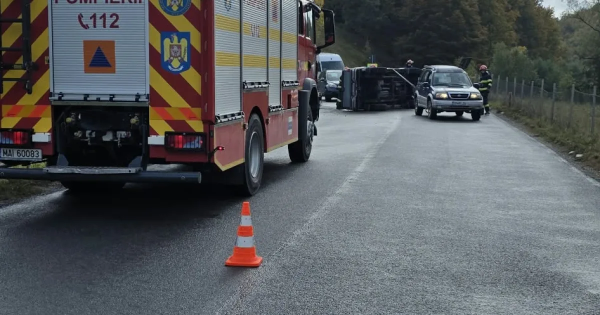 FOTO/VIDEO – Accidente în lanț pe Ilve: Două mașini răsturnate la câteva minute distanță