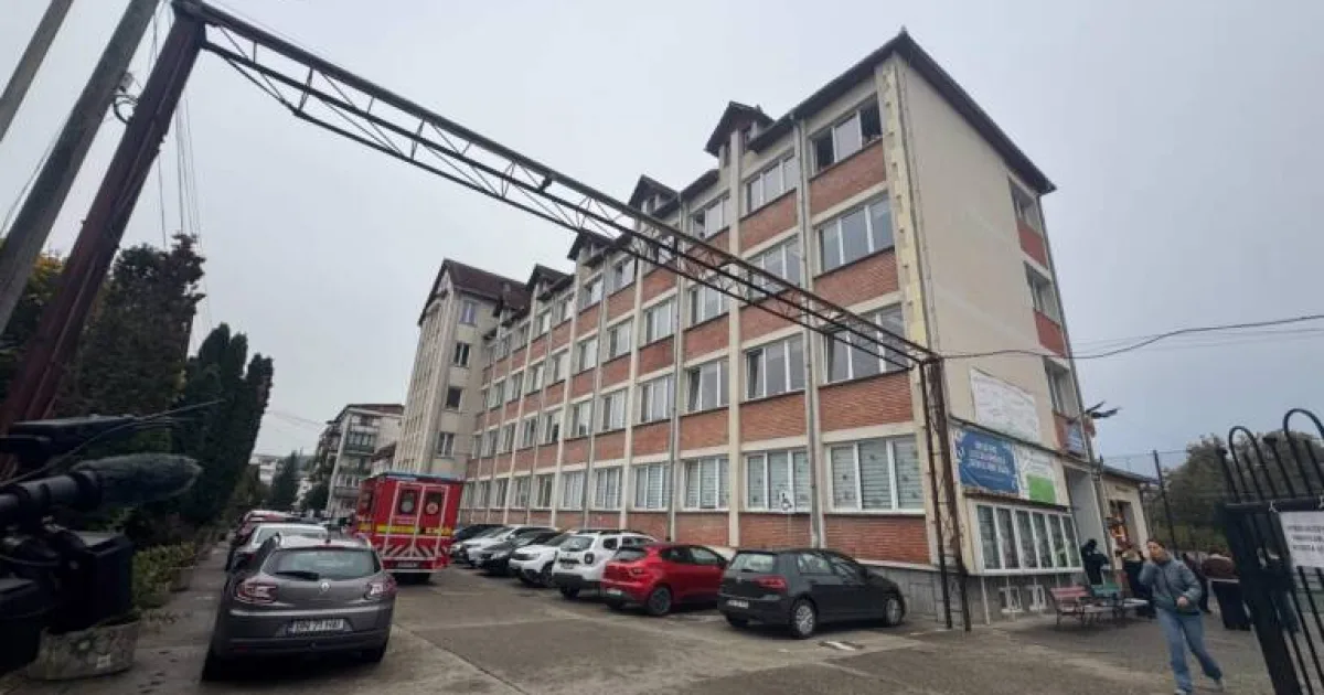 Încă 14 persoane, între care 13 copii, cu atacuri de panică după atacul de la Gimnaziala 6