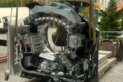 Instalarea celui mai modern computer tomograf din județ a început la SANOVIL